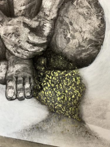 Danaé - 2023-24 - Fusain sur papier arraché préparé noir et blanc - 146 x 105 cm - détail 2